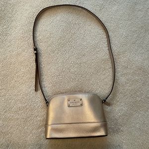 KATE SPADE Gold Metallic Crossbody purse